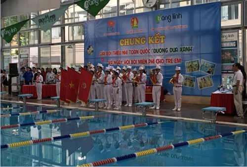 Đội nghi lễ trường THCS Ái Mộ vinh dự được TW Đoàn triệu tập, tham gia chung kết giải bơi thiếu nhi toàn quốc   Đường đua xanh 